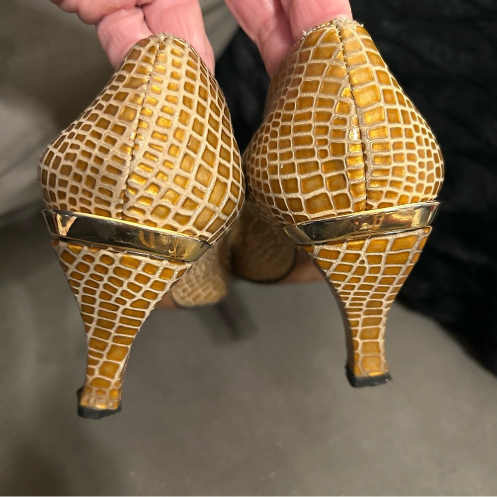 Vintage Timothy Hitsman Womens 8M Pumps Gold Leather Faux Snake Skin see desc - Picture 9 of 13